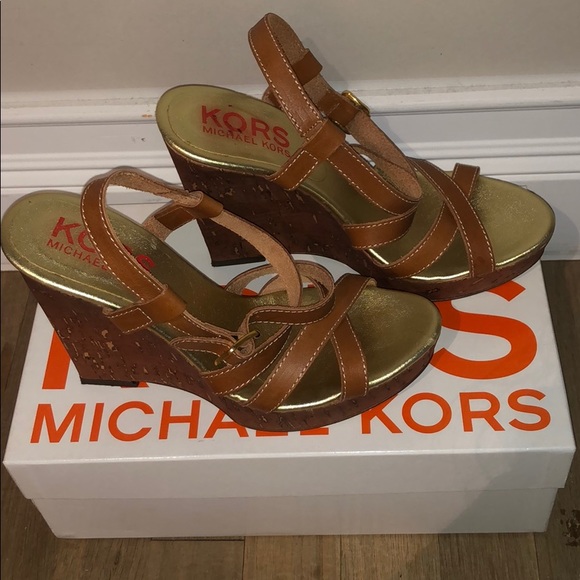 Michael Kors Wedges size 7 - Picture 2 of 5
